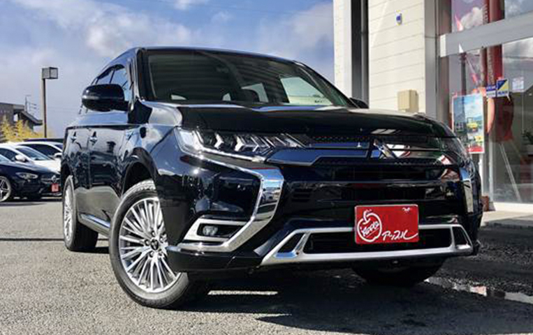 mitsubishi_outlander_phev_img