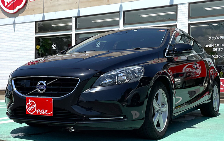 volvo_v40_img