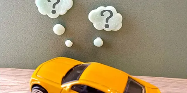 2023年7月からの新ルール！車検シールの「正しい貼り付け位置」 sub01