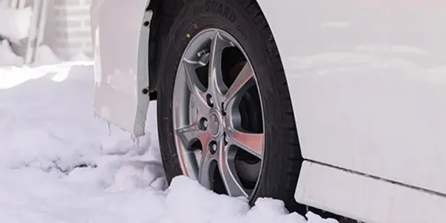 スタッドレスタイヤで車検は通る？冬用タイヤ特有の注意点 sub02