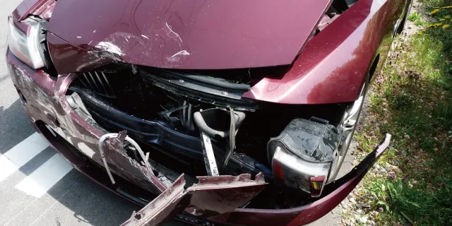 車を当て逃げされたらどうする？正しい対処法と損をしないための車買取・車査定のポイント