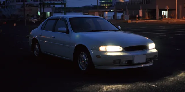 ヘッドライトの種類と特徴を徹底解説｜車査定・車買取価格にも影響する重要ポイント