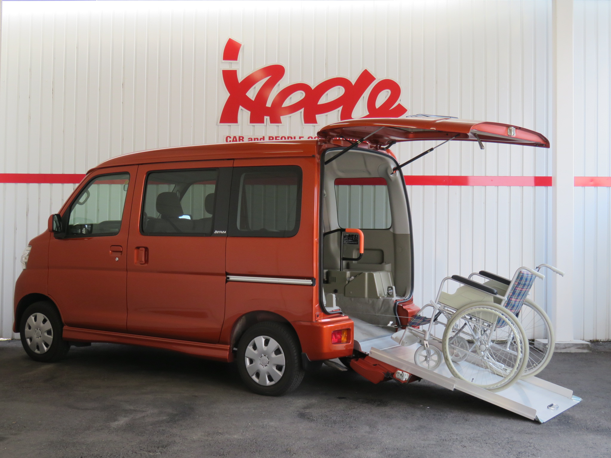 車買取をお考えなら、shikuname6のアップル天白店にお立ち寄りください！無料で簡単に査定できます。