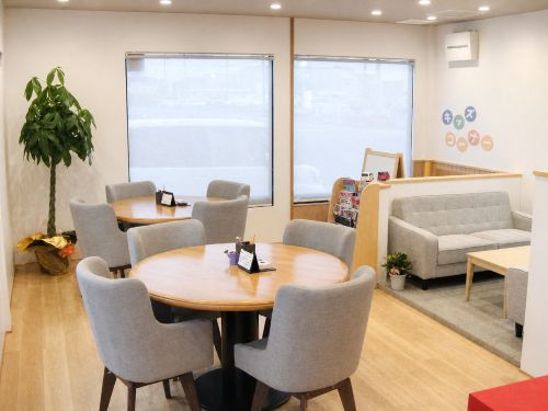 shikuname4のアップル茂原バイパス店で、あなたの車を簡単に査定してみませんか？お気軽にご来店ください。