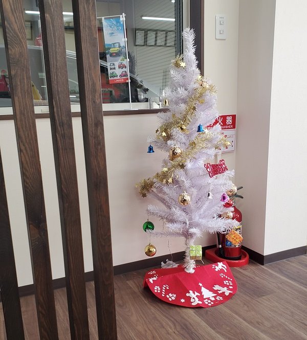 クリスマス装飾 小田原飯泉店 中古車買取 中古車査定のアップル