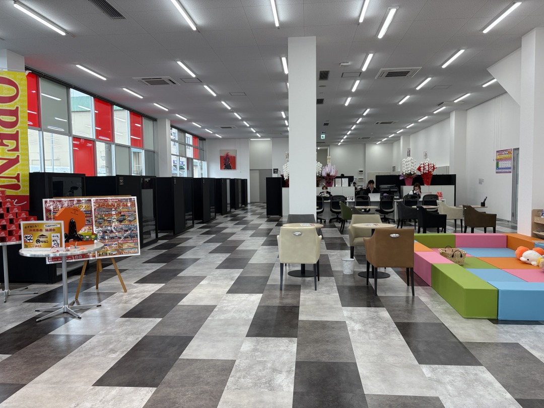 shikuname3で車買取を検討中の方、アップルスーパーアップル弘前店での査定をお試しください。無料査定実施中！