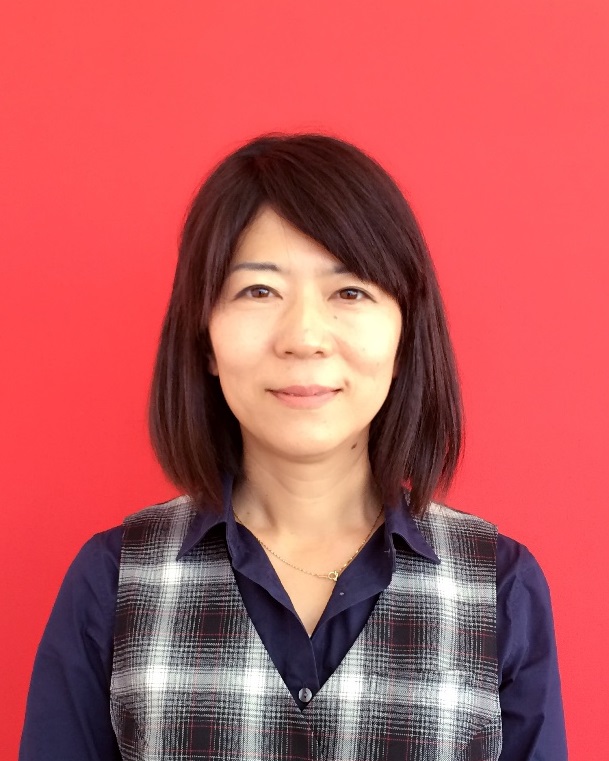 営業スタッフ 田中