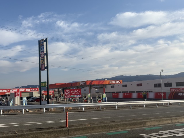 shikuname4のアップル伊那インター店で、あなたの車を簡単に査定してみませんか？お気軽にご来店ください。