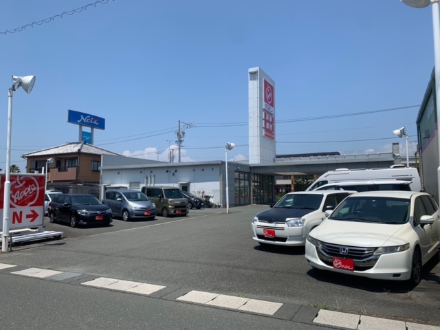 shikuname4のアップル浜松志都呂店で、あなたの車を簡単に査定してみませんか？お気軽にご来店ください。