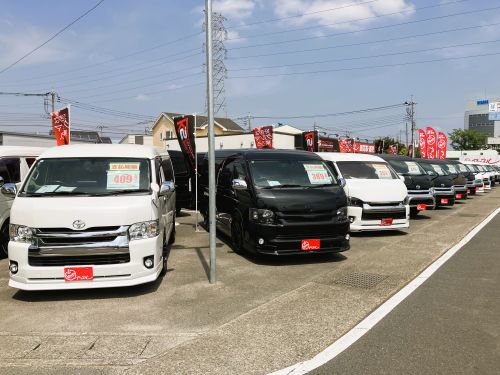 車査定のご相談は、shikuname2のアップル前橋店で！専門スタッフが丁寧に対応します。