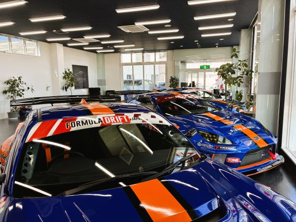 アップル広島廿日市店では、車買取・査定がスピーディーで安心。shikuname5での査定ならぜひお越しください！