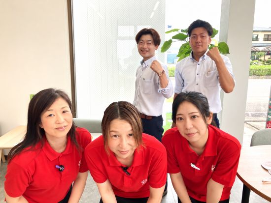 shikuname4のアップル大田原店で、あなたの車を簡単に査定してみませんか？お気軽にご来店ください。