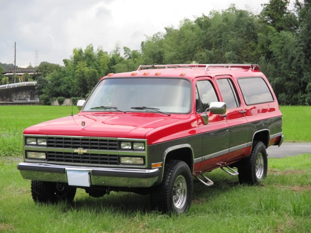 シボレー シボレーサバーバン 1ナンバー登録 同色全塗装済み 19 レッドグレーツートン 中古車情報 中古車買取 中古車査定のアップル