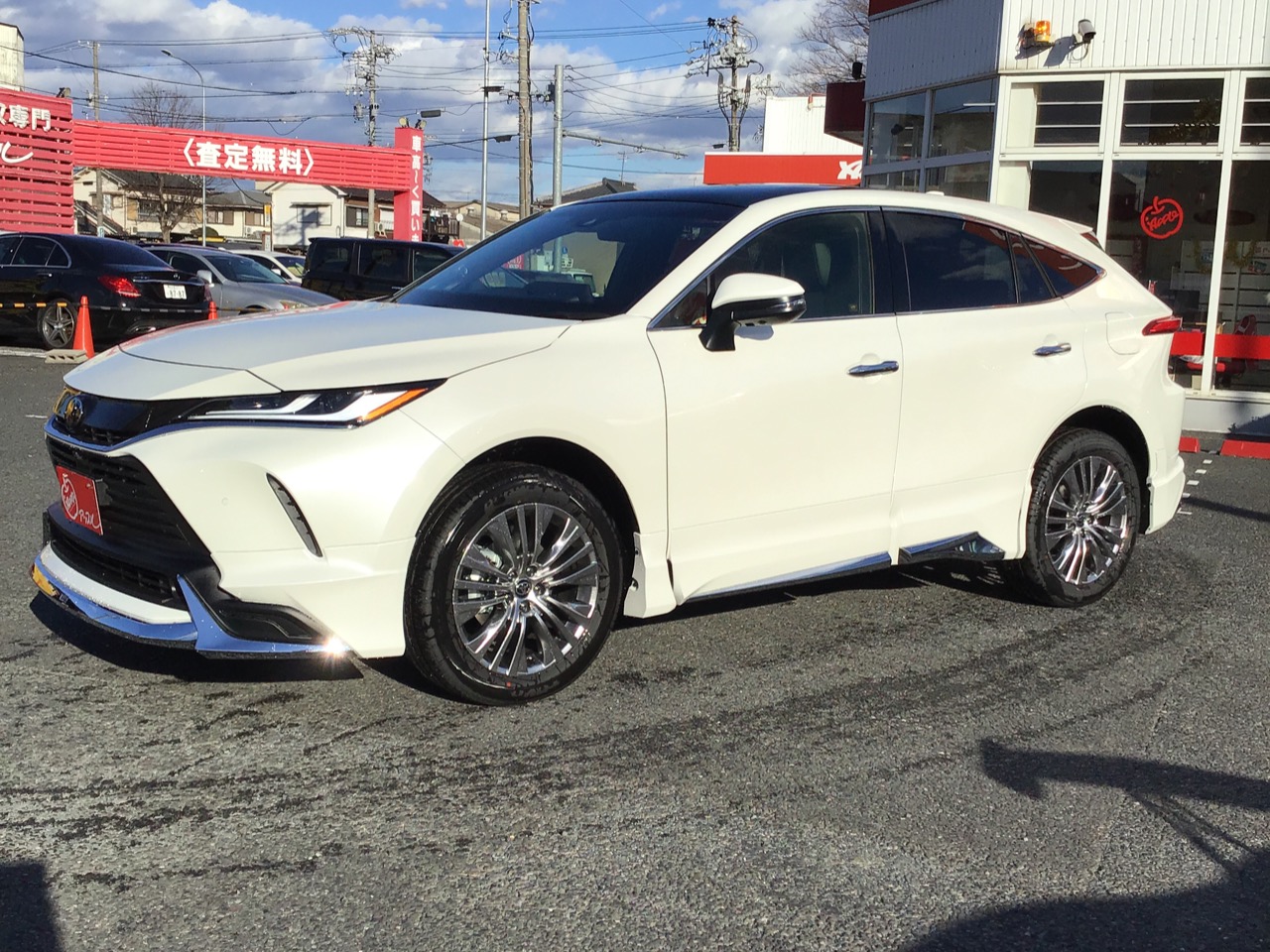 トヨタ ハリアー H25年12月 のハイブリッド含む 2 0z 5名 9999 パール 中古車情報 中古車買取 中古車査定のアップル